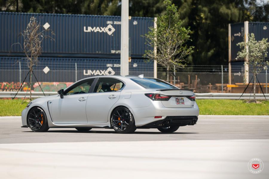  Lexus GS F on Vossen Wheels (VPS-306) 2017 года  (фото 20 из 40)